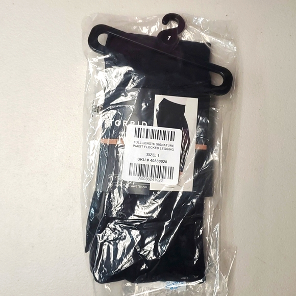 ❤️NWT VINTAGE TORRID LEGGING - STAR PRINT BLACK MESH PREMIUM - PLUS SIZE - Picture 6 of 14